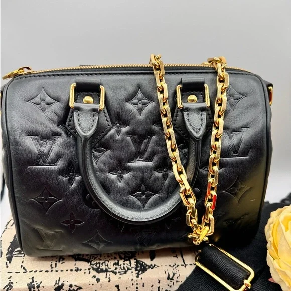 SOLD-Louis Vuitton RARE Coussin Speedy Bandoulière 22 Empreinte - Picture 2 of 5